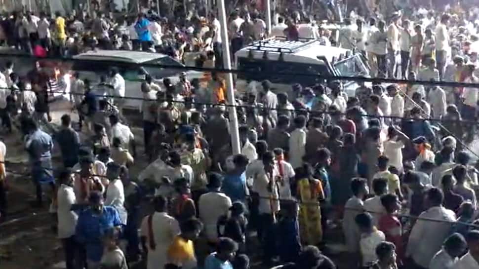 Karur Stampede: கரூரில் தொடரும் மரணம்... பலி எண்ணிக்கை 40 ஆக உயர்வு 
