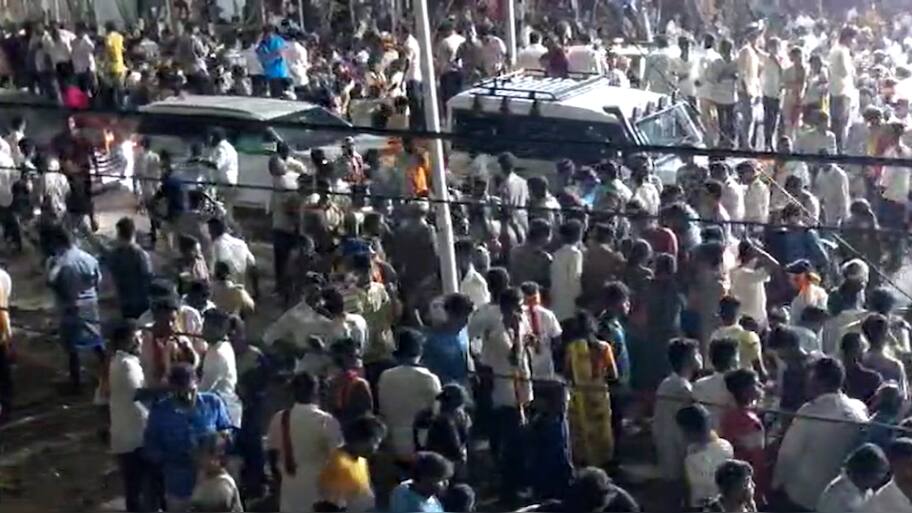 Karur Stampede: கரூரில் தொடரும் மரணம்... பலி எண்ணிக்கை 40 ஆக உயர்வு 