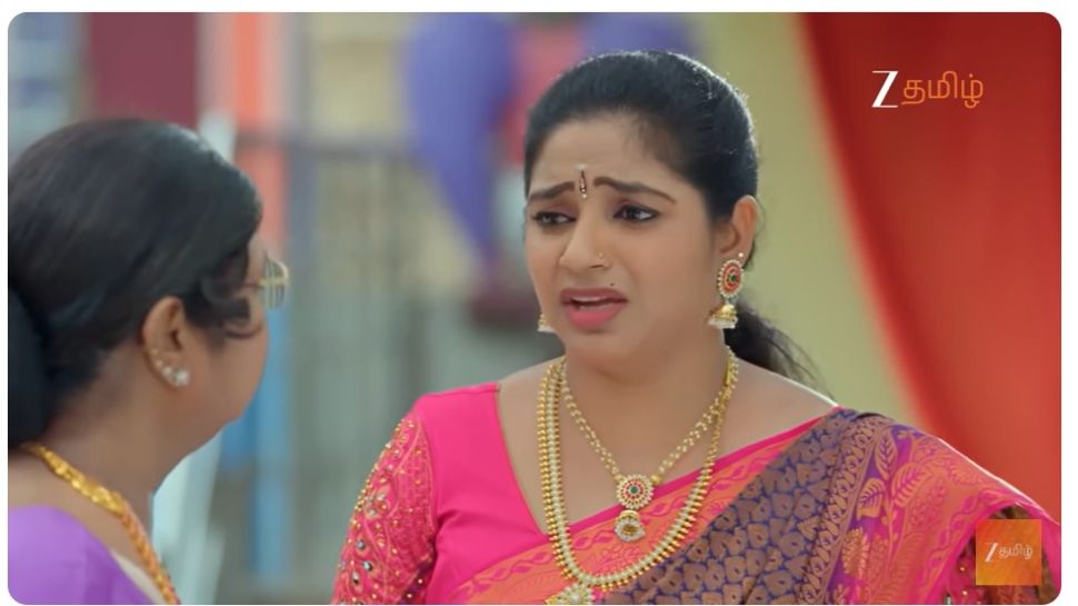 பாரிஜாதம் அப்டேட்: இசையின் பெயரை டாட்டூ குத்தும் விஷால், போட்டி போட்டு காதலிக்கும் ராகவ் பாரிஜாதம் அப்டேட்: இசையின் பெயரை டாட்டூ குத்தும் விஷால், போட்டி போட்டு காதலிக்கும் ராகவ்