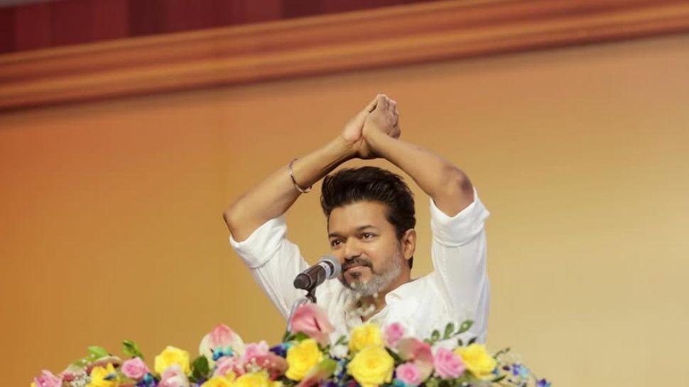 விஜய்க்கு எதிராக பேசிய பிரபல இசையமைப்பாளர்! என்ன கூறியிருக்கிறார் பாருங்க.. விஜய்க்கு எதிராக பேசிய பிரபல இசையமைப்பாளர்! என்ன கூறியிருக்கிறார் பாருங்க..