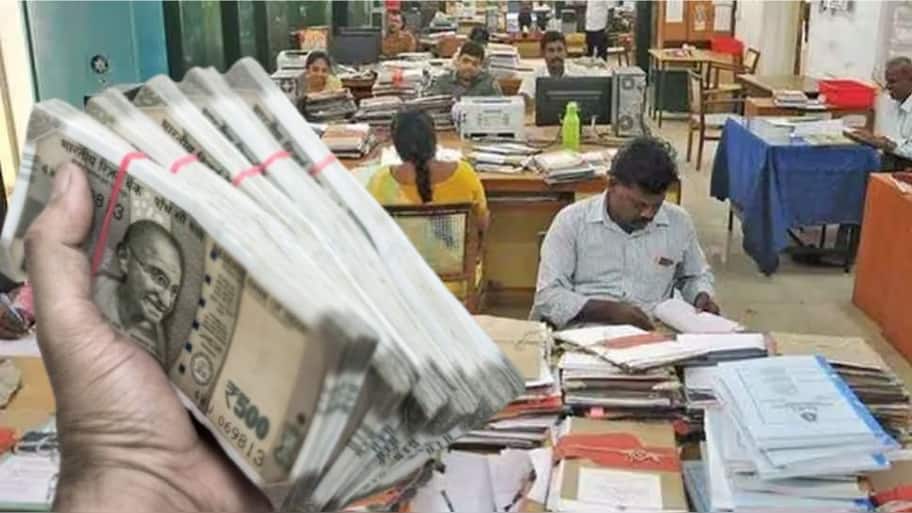 அரசு ஊழியர்களுக்கு 3 தீபாவளி பரிசுகள்: டிஏ உயர்வு, அரியர், தீபாவளி போனஸ்... மொத்தம் எவ்வளவு கிடைக்கும்?