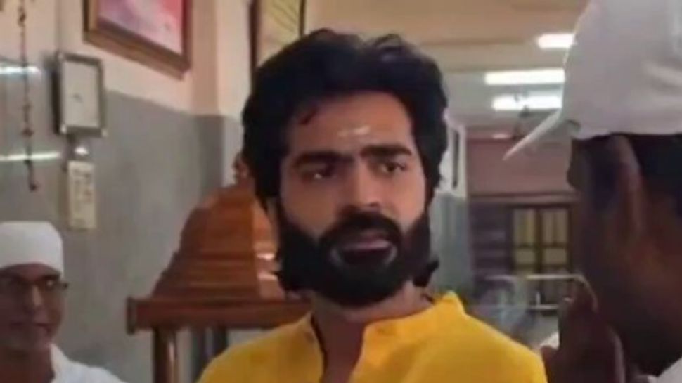 வள்ளலார் கோயிலில் சிம்பு! அங்கு செய்த நல்ல விஷயம்..இந்த வீடியோவை பாருங்க வள்ளலார் கோயிலில் சிம்பு! அங்கு செய்த நல்ல விஷயம்..இந்த வீடியோவை பாருங்க