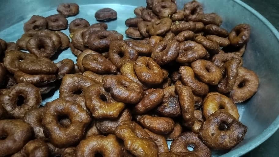 Diwali Special: நெல்லை ஸ்டைலில் ருசியான 'அதிரசம்' - பக்குவமாக செய்வது எப்படி?