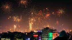 தீபாவளி அன்று இந்த 4 தவறை மட்டும் செய்ய வேண்டாம்!