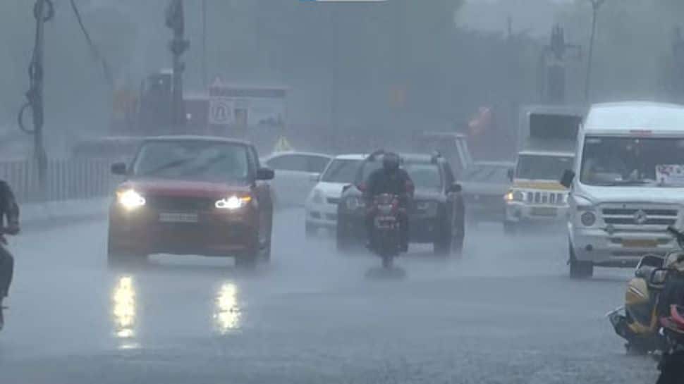 மோந்தா புயல்.. நாளை மிக கனமழைக்கு வாய்ப்பு.. எங்கெல்லாம்? 