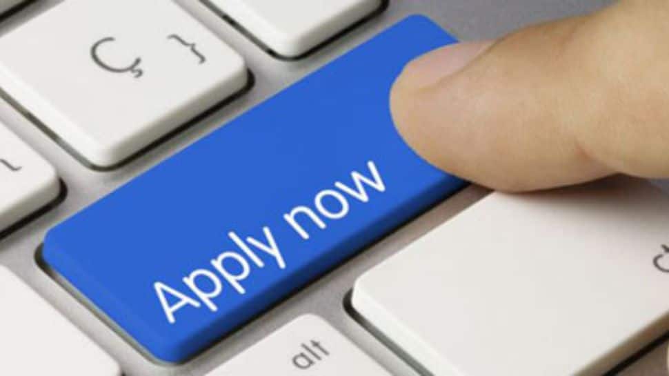 8ம் வகுப்பு முடித்தவரா? உள்ளூரிலேயே அரசு வேலை.. விண்ணப்பிப்பது எப்படி?