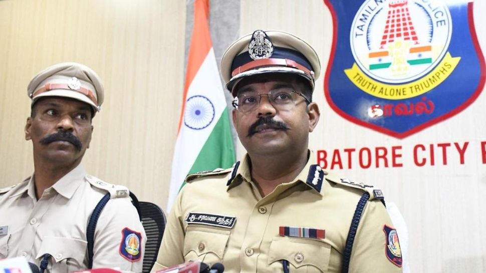 கோவை பாலியல் வன்கொடுமை: நைட் 11 மணிக்கு அந்த பொண்ணு ஏன் அங்க போகணும்? கமிஷனர் பதில்! கோவை பாலியல் வன்கொடுமை: நைட் 11 மணிக்கு அந்த பொண்ணு ஏன் அங்க போகணும்? கமிஷனர் பதில்!