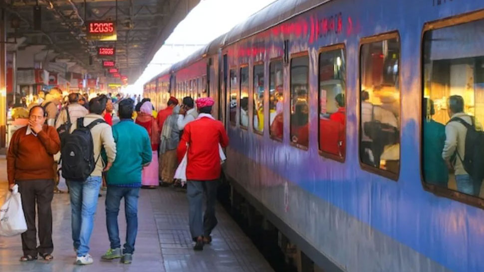 ரயில்வே பயணிகளுக்கு குட் நியூஸ்: டிக்கெட் முன்பதிவுக்கு 3% தள்ளுபடி.. எப்படி பெறுவது? ரயில்வே பயணிகளுக்கு குட் நியூஸ்: டிக்கெட் முன்பதிவுக்கு 3% தள்ளுபடி.. எப்படி பெறுவது?