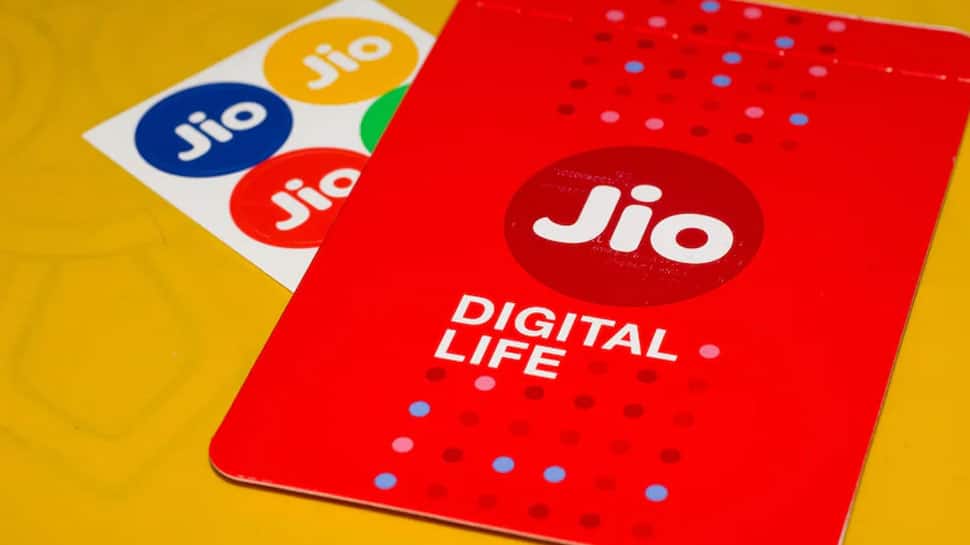 Jioவின் அதிரடி ஆஃபர்! ₹150க்கும் குறைவான விலையில் Unlimited, Data, OTT!