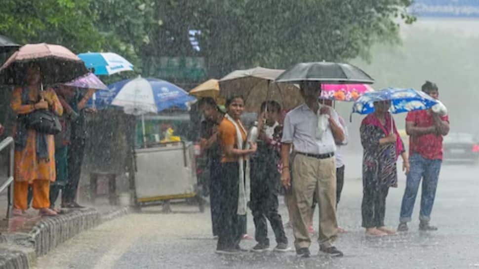 வெளுக்கப்போகுது கனமழை.. தென்மாவட்டங்களுக்கு பறந்த அலர்ட்... வானிலை அப்டேட்!