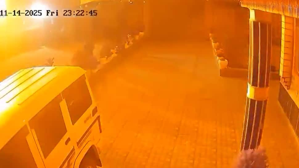 காவல் நிலையத்தில் வெடி விபத்து... 7 பேர் பலி - ஜம்மு காஷ்மீரில் பரபரப்பு!