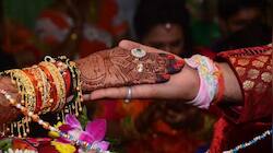‘நான் இருக்கேன்...’ மணமகளுக்கு அவசர சிகிச்சை பிரிவிலேயே தாலி கட்டிய மணமகன்: நெஞ்சை அள்ளும் வைரல் வீடியோ