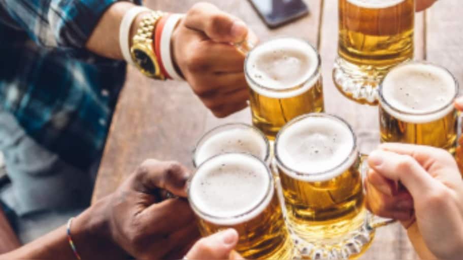 அதிகம் மது குடிக்கும் நாடுகள்! இந்தியர்களுக்கு எந்த இடம்? லிஸ்ட் பெருசா இருக்கே