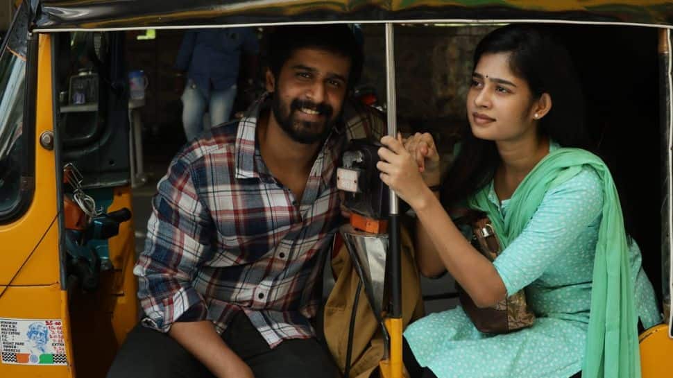 சசிகுமார் மற்றும் விஜய் சேதுபதி வெளியிட்ட All Pass படத்தில் பர்ஸ்ட் லுக்!