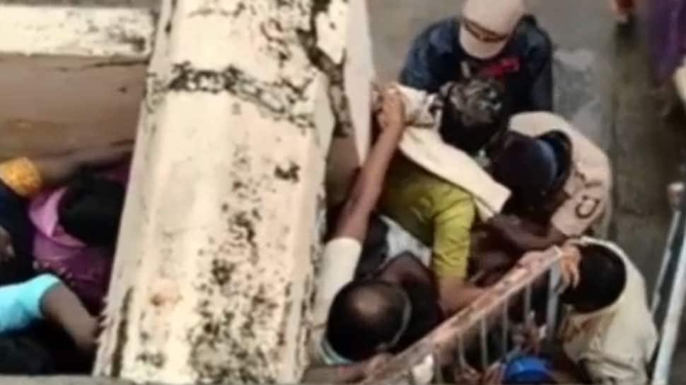 பரபரப்பு: திருவண்ணாமலை கோவில் மேலாளரைத் தாக்கிய காவல்துறை- வீடியோ வைரல்