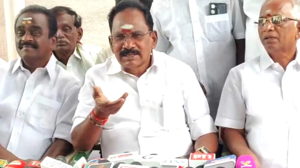 விஜய்யின் அழிச்சாட்டியம்... அரசியலை விட்டே போயிடலாம் போல... செல்லூர் ராஜூ தடாலடி