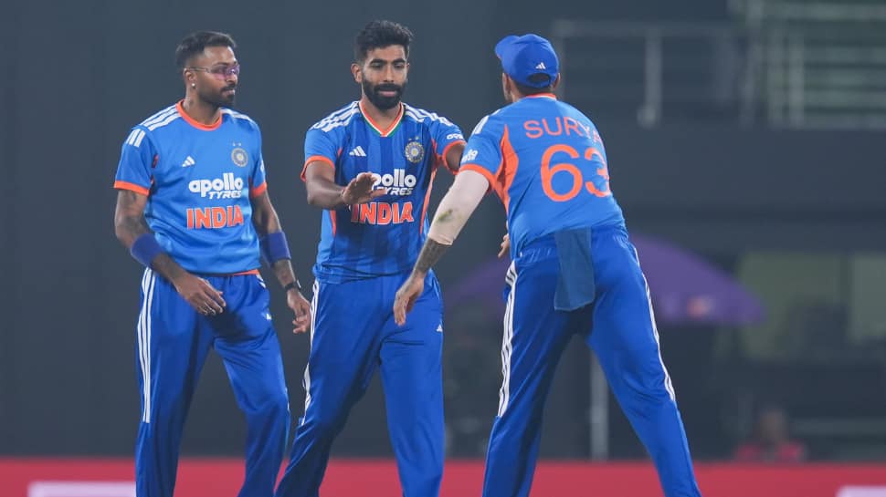 உள்ளே வரும் ஷ்ரேயாஸ் ஐயர்... முக்கிய வீரருக்கு ஓய்வு - பிளேயிங் லெவன் மாற்றம்!