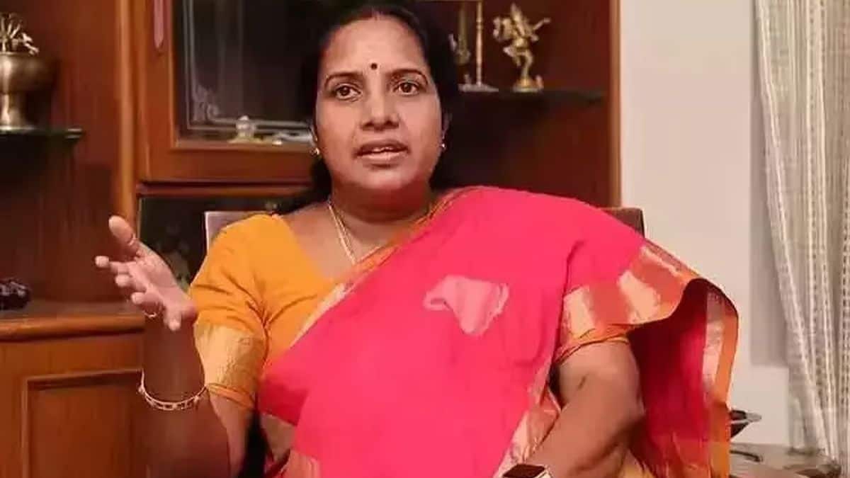 ICU-வில் வானதி ஸ்ரீனிவாசன்.. என்ன ஆச்சு? மருத்துவமனை தகவல்! ICU-வில் வானதி ஸ்ரீனிவாசன்.. என்ன ஆச்சு? மருத்துவமனை தகவல்!