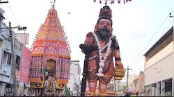 தஞ்சாவூர் தேர் திருவிழா: இராஜ வீதிகளில் உலா வந்த தஞ்சை பெரிய கோவில் தேர்
