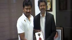 முதல்வர் விஜய்க்கு உதயநிதி ஸ்டாலின் கொடுத்த புத்தகம்! எங்கு கிடைக்கும்? விலை என்ன?