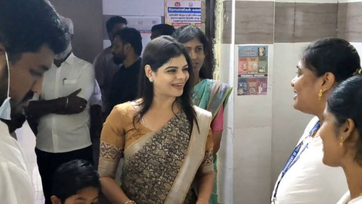 தவெக எம்.எல்.ஏ கனிமொழியின் உண்மையான தொழில் என்ன? டாக்டரா, ஜோதிடரா, வழக்கறிஞரா...? தவெக எம்.எல்.ஏ கனிமொழியின் உண்மையான தொழில் என்ன? டாக்டரா, ஜோதிடரா, வழக்கறிஞரா...?