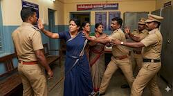 தஞ்சாவூர் அருகே பரபரப்பு: காவல் நிலையத்தில் எஸ்.எஸ்.ஐ, காவலர்களுக்கு உருட்டுக்கட்டை அடி- 6 பெண்கள் கைது!