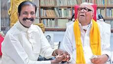 கருணாநிதியின் 103-வது பிறந்தநாள்: கவிதையால் புகழாரம் சூட்டிய கவிஞர் வைரமுத்து..!