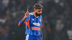 ஹர்திக் பாண்டியாவுக்கும் மீண்டும் காயம்... ஓடிஐ தொடர் அம்போ - மாற்று வீரர் யார்?