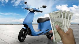 TN Government Scheme: இ-ஸ்கூட்டர் வாங்க ரூ.20,000 மானியம் தரும் தமிழக அரசு