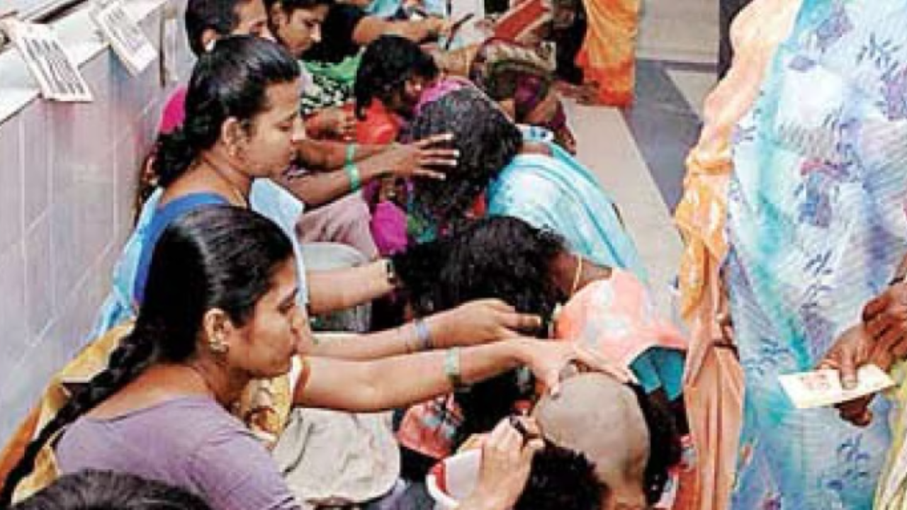 திருப்பதியில் மொட்டையடித்த பின்..உங்கள் முடி எங்கே செல்கிறது தெரியுமா? இதை தெரிஞ்சிக்கோங்க! திருப்பதியில் மொட்டையடித்த பின்..உங்கள் முடி எங்கே செல்கிறது தெரியுமா? இதை தெரிஞ்சிக்கோங்க!