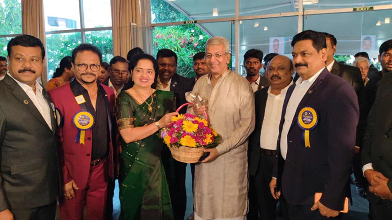 லயன்ஸ் கிளப்ஸ் இன்டர்நேஷனல் சென்னை மாவட்ட ஆளுநராக உமா அனில்குமார் நியமனம் லயன்ஸ் கிளப்ஸ் இன்டர்நேஷனல் சென்னை மாவட்ட ஆளுநராக உமா அனில்குமார் நியமனம்