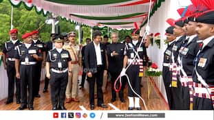 கொடி ஏற்றினார் CM விஜய்... கோட்டை கொத்தளத்தில் முதல்முறையாக...