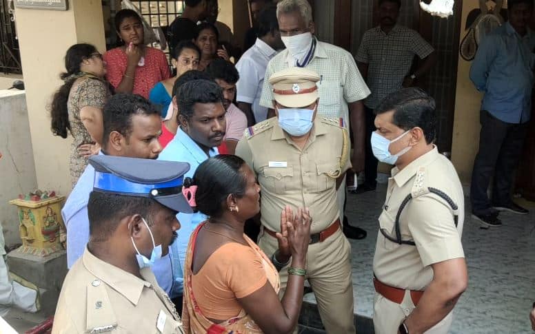 Pallavaram murder,Pallavaram family murder,பல்லாவரம் கொலை, பல்லாவரம், மரம் அறுக்கும் இயந்திரம்,crime