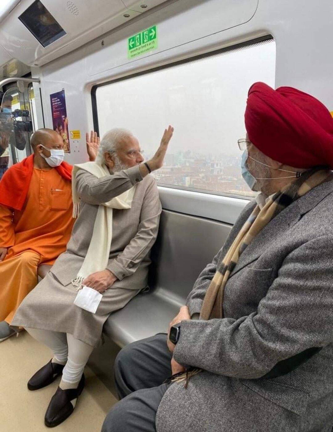 prime minister narendra modi in kanpur