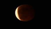 Lunar Eclipse 2022 : நாடு முழுவதும் காணப்பட்ட &#039;ரத்த நிலா&#039;வின் மிரட்டலான புகைப்படங்கள்!