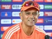ராகுல் ட்ராவிட் இடத்தை பிடிக்க போட்டி போடும் 6 பயிற்சியாளர்கள்! யார் யார் தெரியுமா?