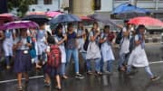 Chennai Rain: அடுத்த 2 நாள்கள்... பள்ளி, கல்லூரிகளுக்கு விடுமுறையா? - அறிவிப்பு எப்போது?