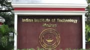 ஐஐடி மாணவிக்கு பாலியல் தொல்லை... கைதான வடமாநில நபர் - சென்னையில் பரபரப்பு