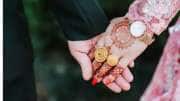 நோ காதல்-நோ இல்லறம்..திருமணம் மட்டும்! புதிதான ட்ரெண்டாகும் Friendship Marriage! 
