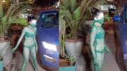 வைரல் வீடியோ: டிரான்ஸ்பரன்ட் உடையில் பிரபலம்..அசந்து போன நெட்டிசன்கள்!