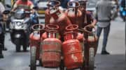 LPG முன்பதிவு காலம் 25 நாளாக உயர்வு... இஸ்ரேல் - ஈரான் போர் எதிரொலி