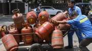 LPG சிலிண்டர் வாங்க இனி முகவரி சான்று தேவையில்லை.. மத்திய அரசின் குட் நியூஸ்.. எப்படி பெறுவது?
