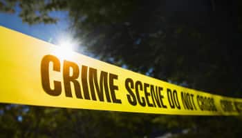 கணவனை பெட்ரோல் ஊற்றி எரித்த மனைவி! காதல் கசந்ததால் ஏற்பட்ட விபரீதம்