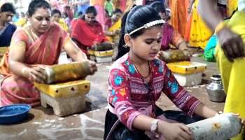 ஆடி முதல் வெள்ளி: 500 கிலோ மஞ்சள் 51 அம்மியில் அரைத்து வழிபாடு