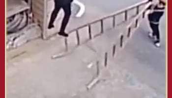 தாயை காப்பாற்றிய சிறுவன்...மனதை உருக வைக்கும் வைரல் வீடியோ