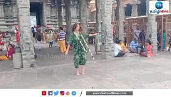 பக்தி பரவசத்துடன் நடனமாடிய வெளிநாட்டுப் பெண்