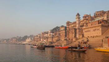 Bharat Gaurav Special Train: காசிக்கு செல்ல அரிய வாய்ப்பு... புண்ணிய தீர்த்த யாத்திரை சிறப்பு ரயில் - 12 நாள்களுக்கும் முழு சேவை!