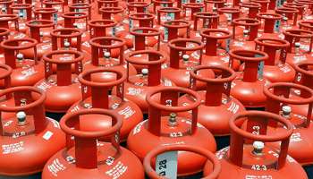 LPG Gas Price: எல்பிஜி கேஸ் சிலிண்டரின் விலை அதிரடியாக குறைய வாய்ப்பு!
