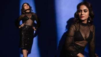 ‘பிக்பாஸ்’ புகழ் ரம்யா பாண்டியனின் கண்கவர் கவர்ச்சி க்ளிக்ஸ்!