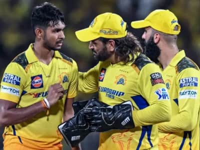 குண்டை தூக்கிப்போட்ட சிஎஸ்கே... இலங்கைக்கு பறந்த பதிரானா - திடீர்னு என்னாச்சு?
